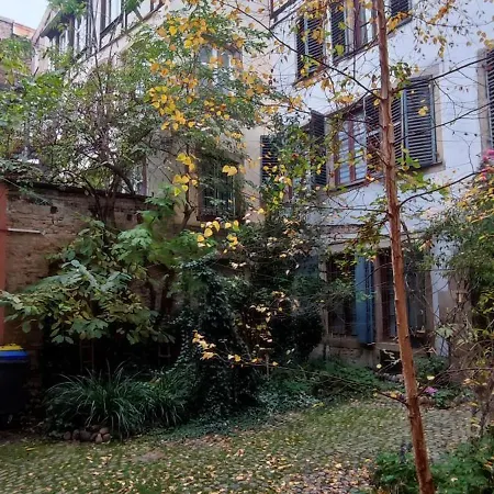Haven Apartment *